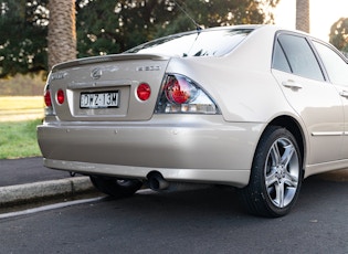 2004 LEXUS IS 300