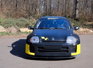 2000 RENAULT CLIO V6 PHASE 1 RACE CAR - 15,737 KM