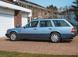 1992 MERCEDES-BENZ (W124) 300 TE-24  