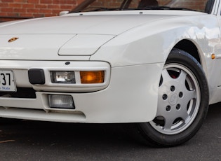 1989 PORSCHE 944