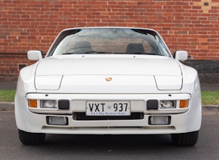 1989 PORSCHE 944