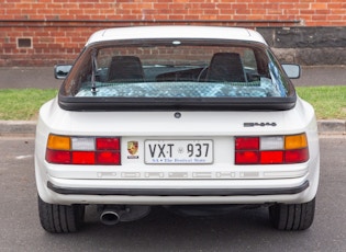 1989 PORSCHE 944