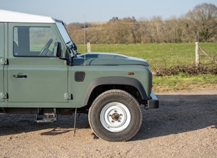 2015 LAND ROVER DEFENDER 110 DOUBLE CAB - 9,419 MILES