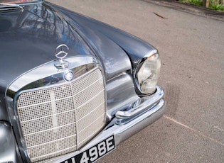 1967 MERCEDES-BENZ (W111) 250 - CABRIOLET CONVERSION