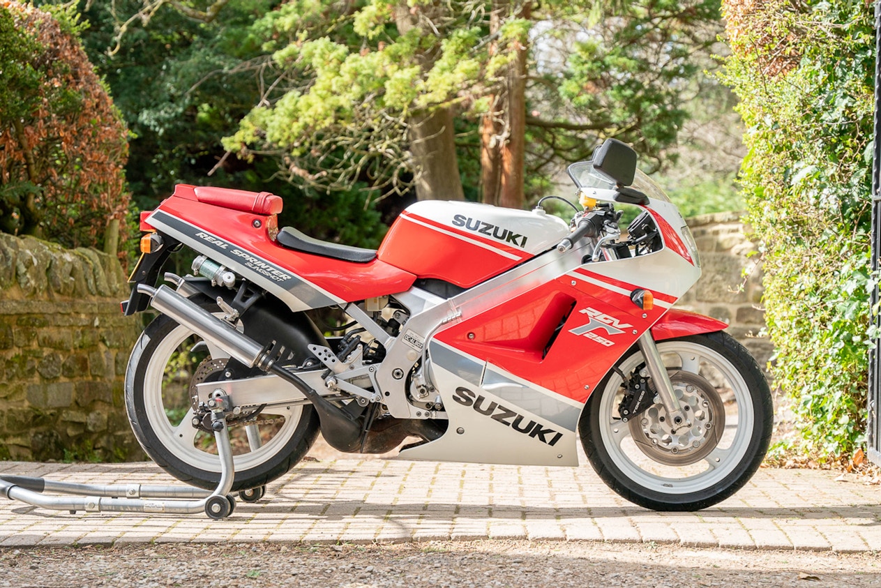 1990 SUZUKI RGV250 VJ21 