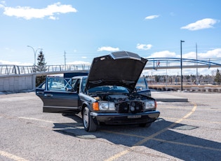 1990 MERCEDES-BENZ (W126) 560 SEL