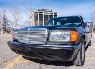 1990 MERCEDES-BENZ (W126) 560 SEL