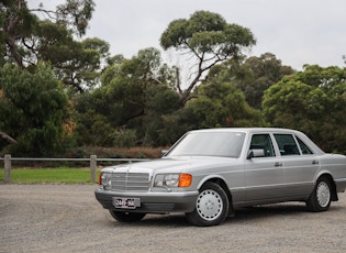 1988 MERCEDES-BENZ (W126) 560 SEL