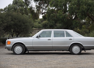 1988 MERCEDES-BENZ (W126) 560 SEL