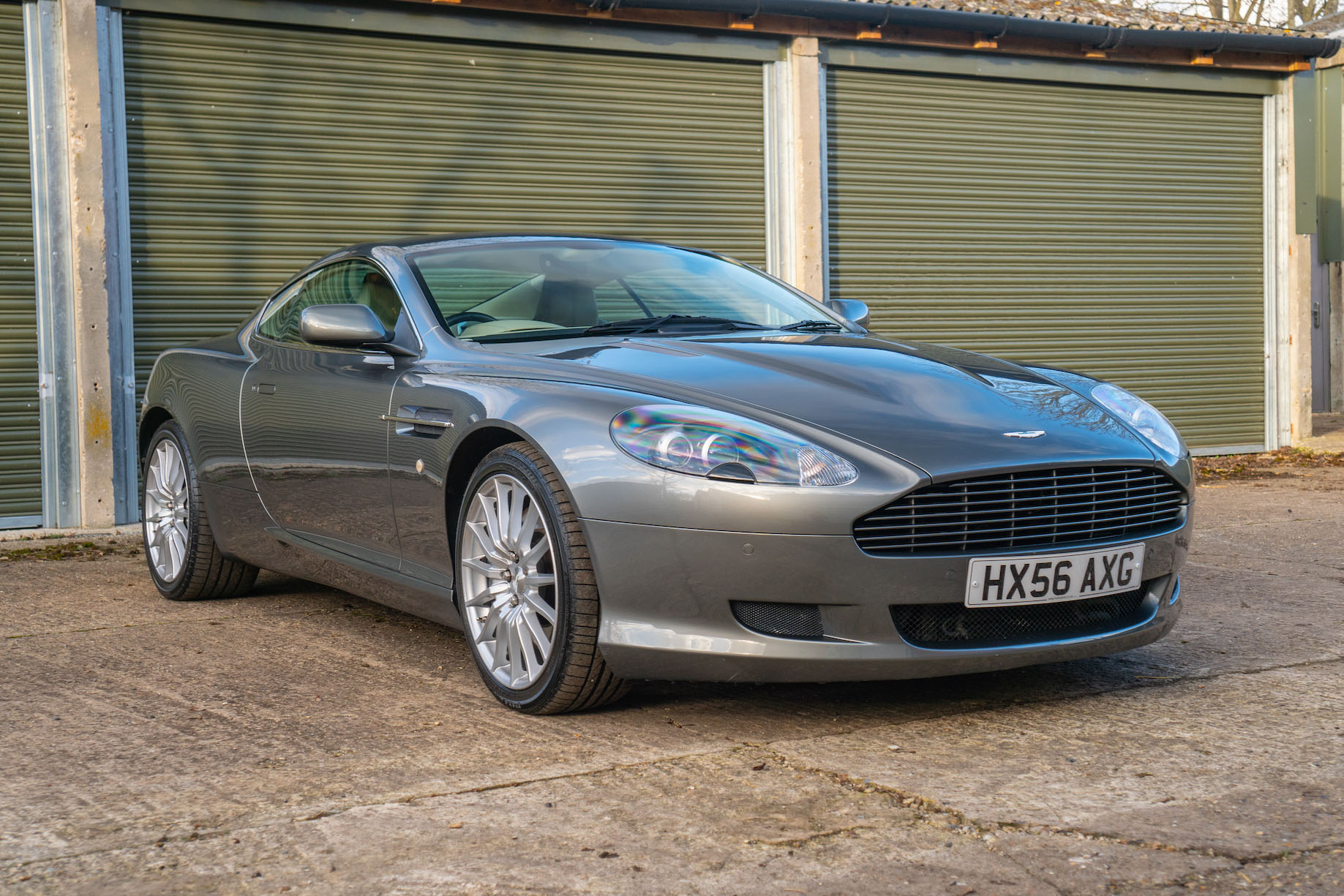 kou3350様 アストンマーティン　DB9 ウッドパネル Aston Martin revives DB9 - PistonHeads UK