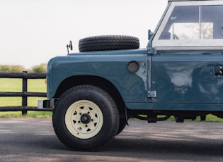 1982 LAND ROVER SERIES III 88"