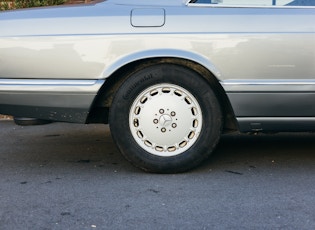 1990 MERCEDES-BENZ (W126) 560 SEC