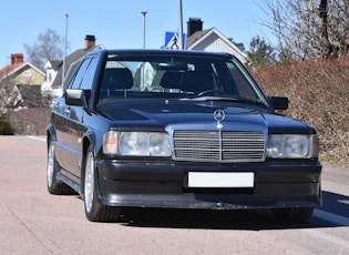 1989 MERCEDES-BENZ 190E 2.5-16V