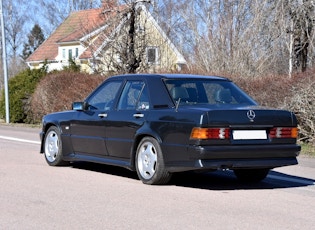 1989 MERCEDES-BENZ 190E 2.5-16V