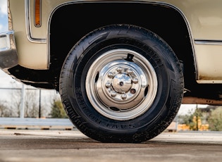 1979 CHEVROLET SILVERADO DUALLY 454