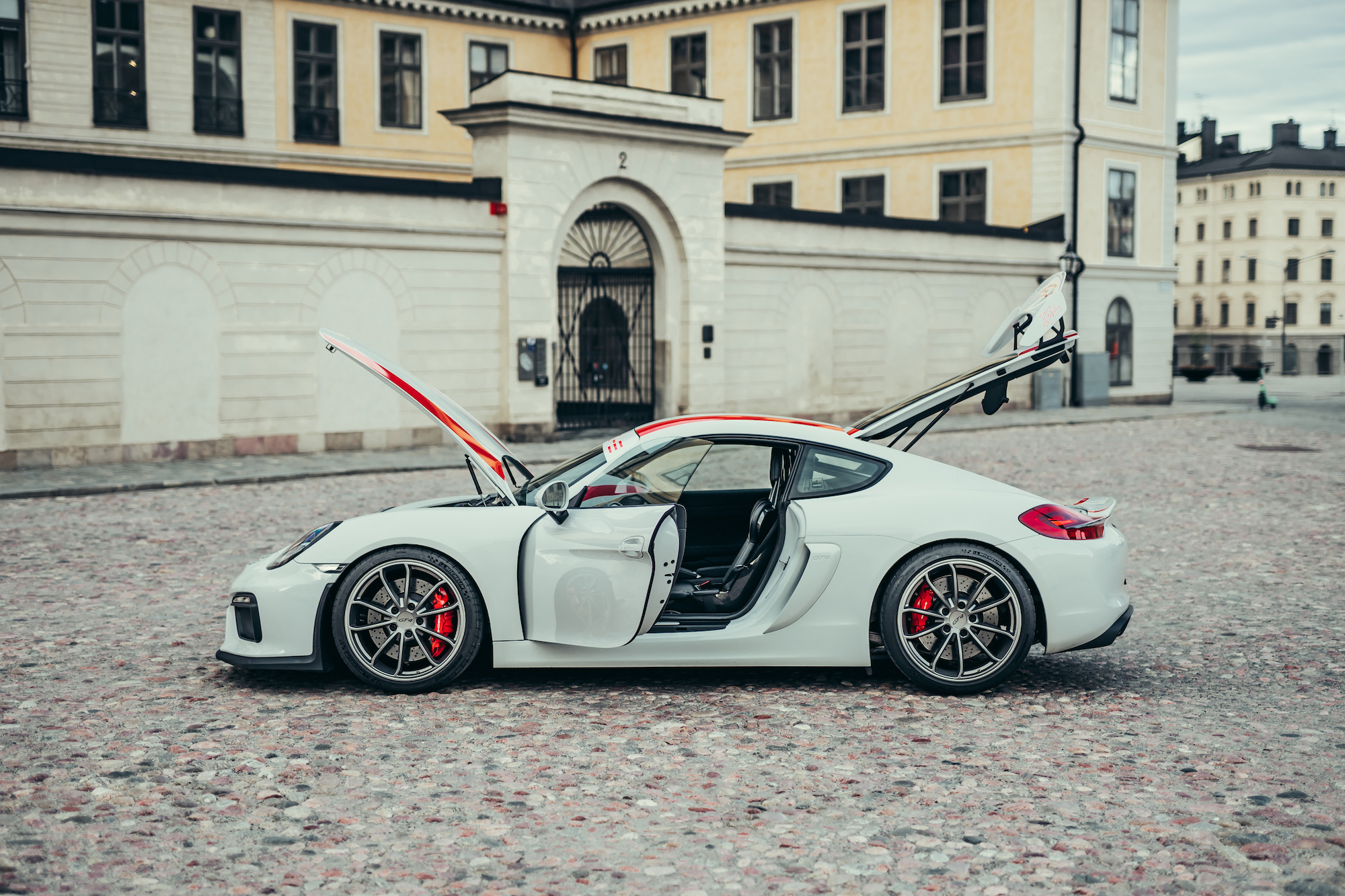 2016 PORSCHE (981) CAYMAN GT4 CLUBSPORT for sale by auction in