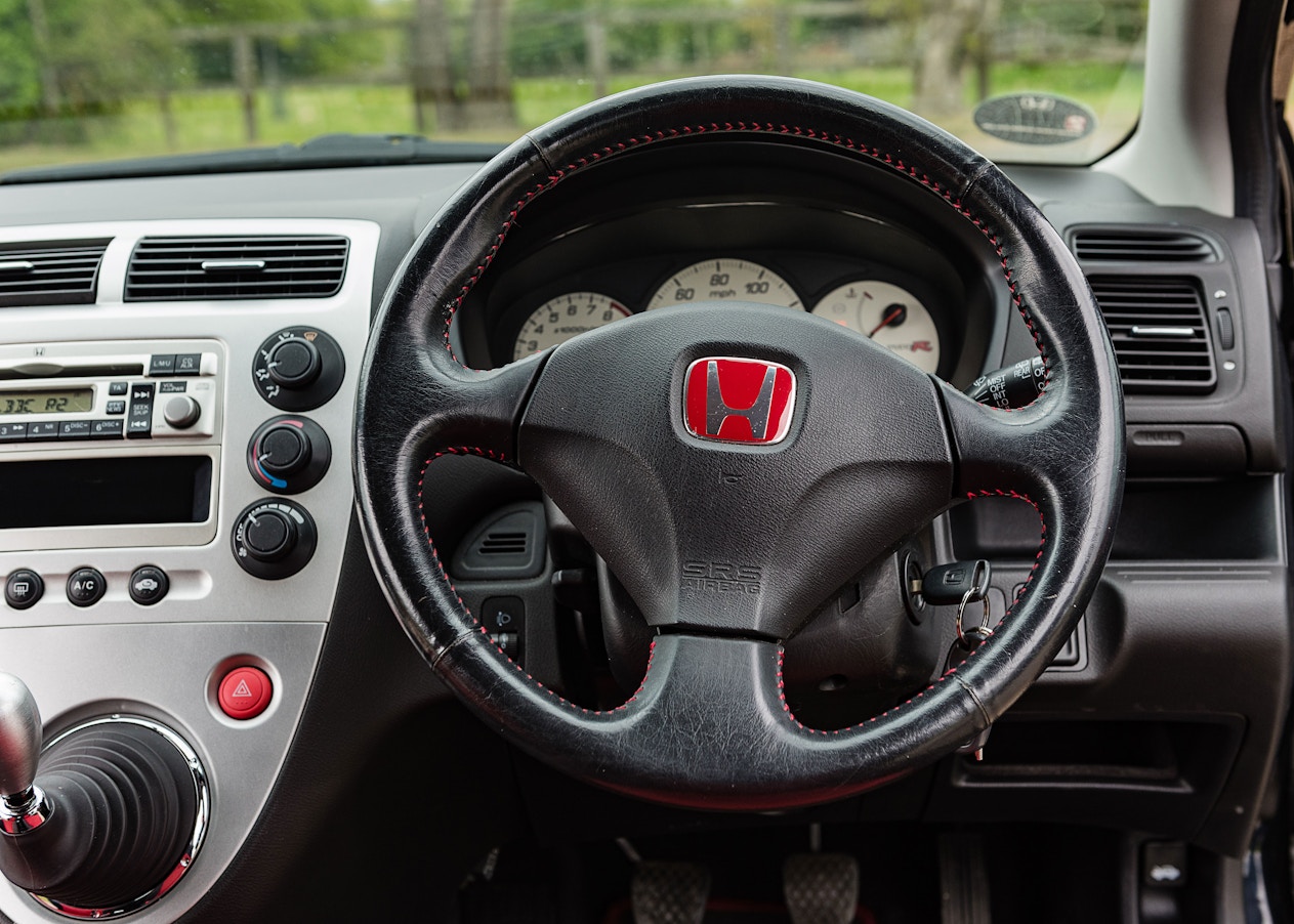 Honda Civic 2004 Interior