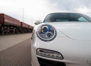 2011 PORSCHE 911 (997.2) CARRERA GTS - MANUAL