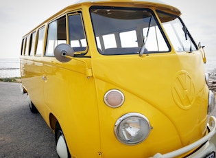 1975 VOLKSWAGEN T1 15-WINDOW SPLITSCREEN 'FLEETLINE' BUS 