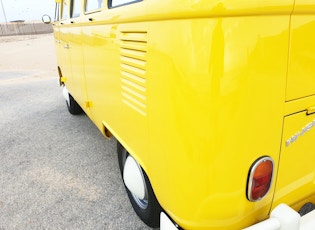 1975 VOLKSWAGEN T1 15-WINDOW SPLITSCREEN 'FLEETLINE' BUS 