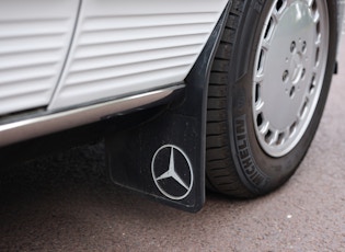 1989 MERCEDES-BENZ (R107) 420 SL