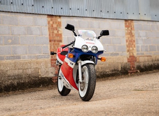 1993 HONDA VFR-400 NC30 - 962 MILES