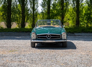 1967 MERCEDES-BENZ 250 SL PAGODA - ZF 5-SPEED