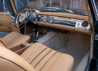 1967 MERCEDES-BENZ 250 SL PAGODA - ZF 5-SPEED