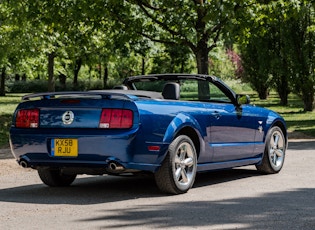 2009 FORD MUSTANG GT CONVERTIBLE - 45TH ANNIVERSARY EDITION - 18,737 MILES