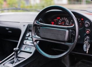 1989 PORSCHE 928 GT