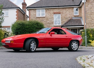 1989 PORSCHE 928 GT