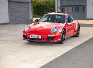 2011 PORSCHE 911 (997.2) CARRERA GTS - MANUAL