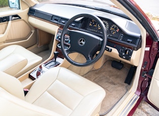 1993 MERCEDES-BENZ (W124) 300CE-24