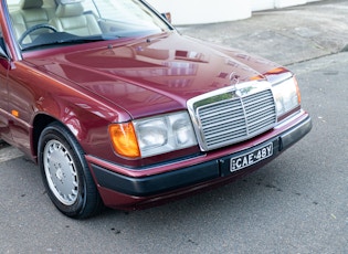 1993 MERCEDES-BENZ (W124) 300CE-24