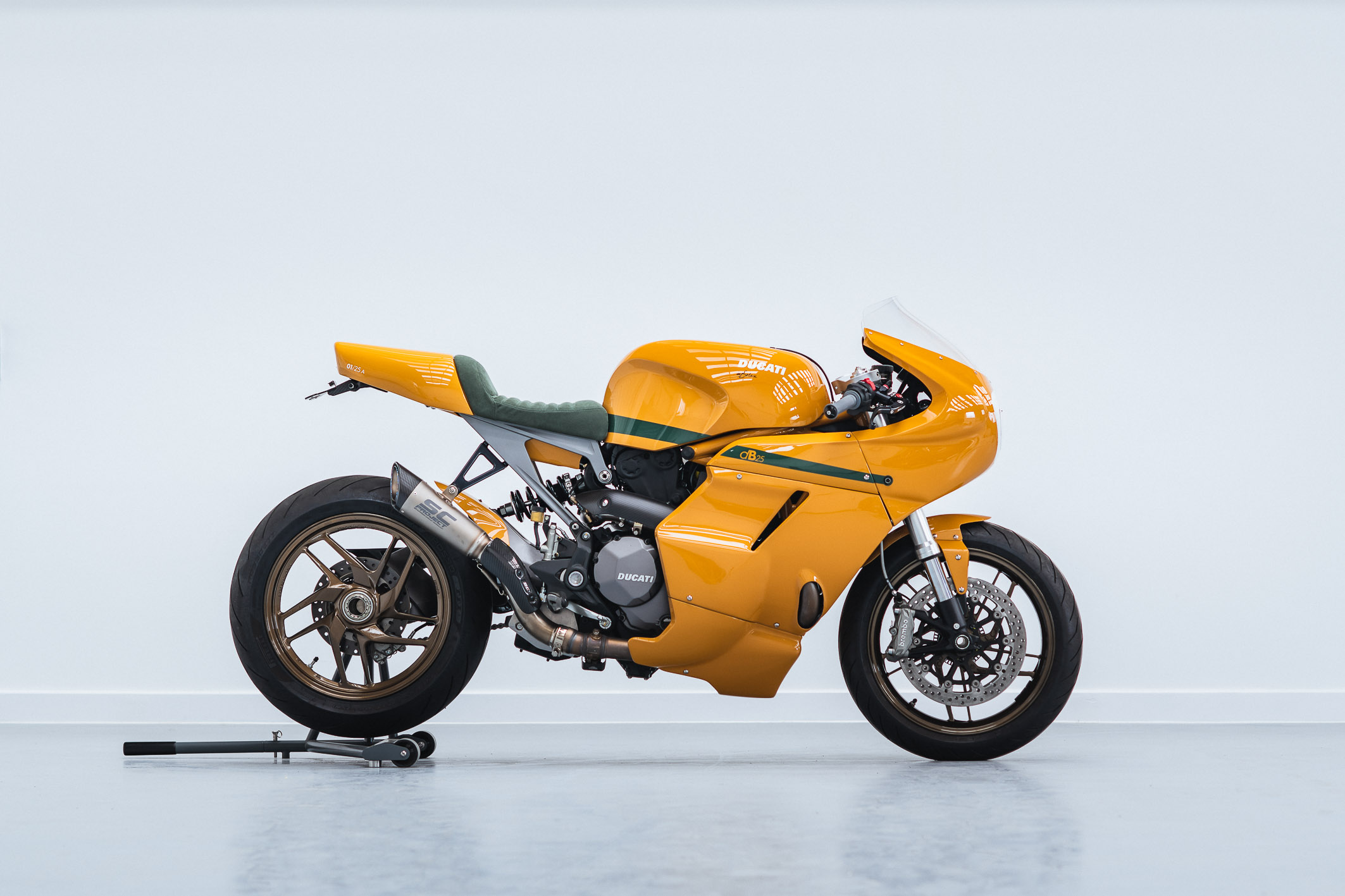 Ducati 1200 2024 monster 2021