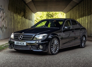 2009 MERCEDES-BENZ (W204) C63 AMG - PERFORMANCE PACK