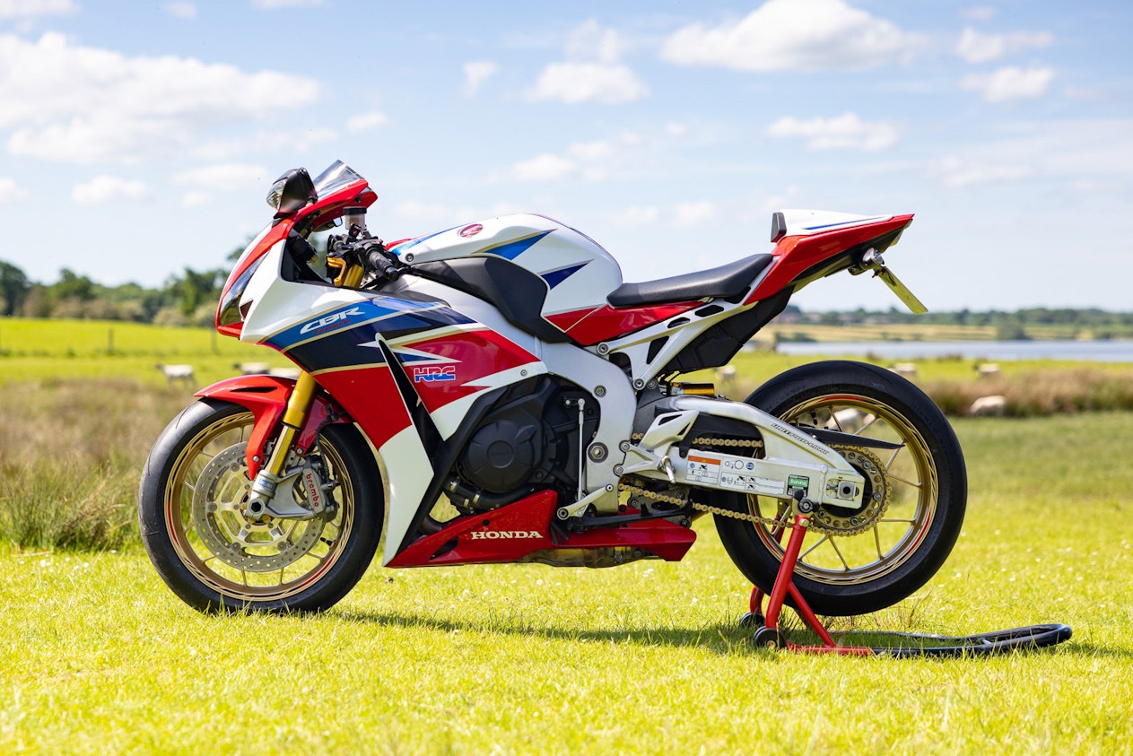 2016 HONDA CBR1000RR FIREBLADE SP