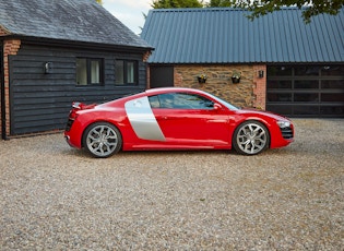 2011 AUDI R8 V10 - MANUAL