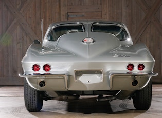 1963 CHEVROLET CORVETTE STINGRAY (C2) COUPE - SPLIT WINDOW