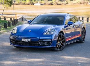 2019 PORSCHE PANAMERA GTS