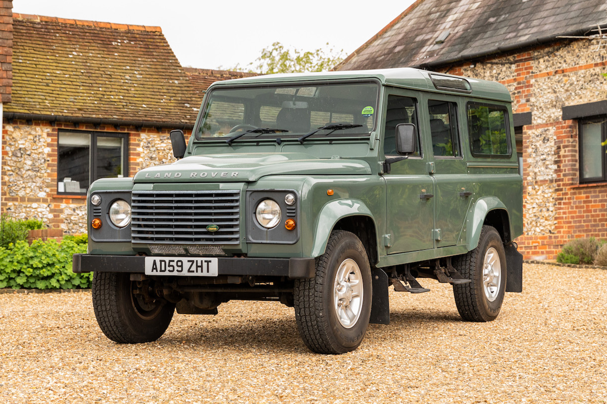 2010 LAND ROVER DEFENDER 110 COUNTY STATION WAGON 15 459 MILES