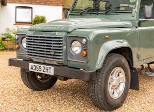 2010 LAND ROVER DEFENDER 110 COUNTY STATION WAGON - 15,459 MILES 