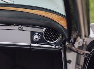 1967 MERCEDES-BENZ 250 SL PAGODA