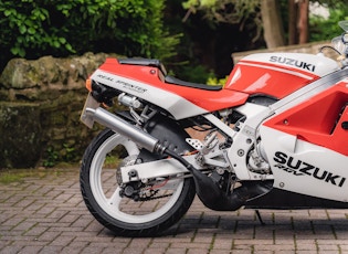 1990 SUZUKI RGV250