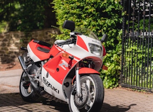 1990 SUZUKI RGV250