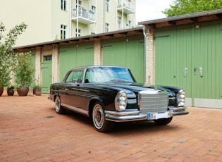 1971 MERCEDES-BENZ (W111) 280 SE 3.5 COUPE - 22,853 MILES