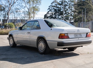 1990 MERCEDES-BENZ (W124) 300CE-24V