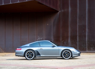 2004 PORSCHE 911 (997) CARRERA