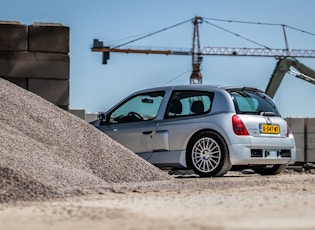 2001 RENAULT CLIO V6 PHASE 1