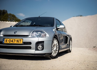 2001 RENAULT CLIO V6 PHASE 1